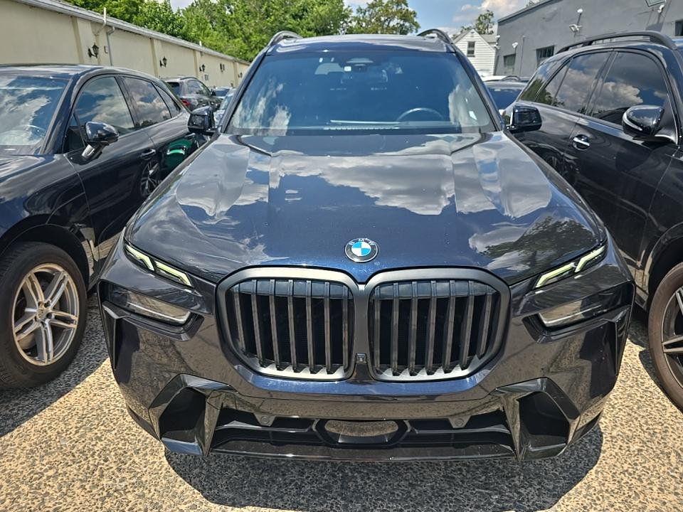 2023 BMW X7 xDrive40i AWD