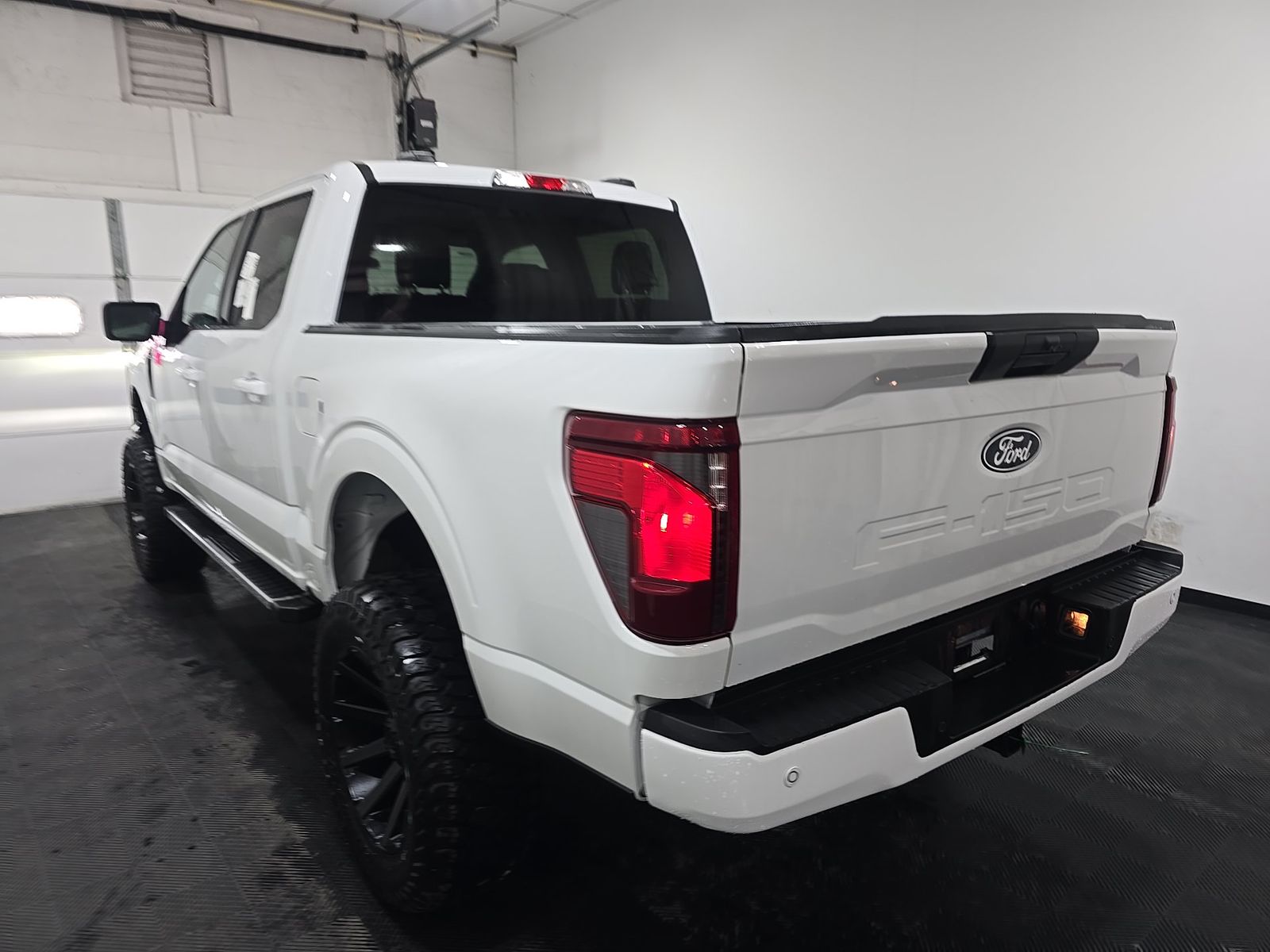 2025 Ford F-150 XLT AWD