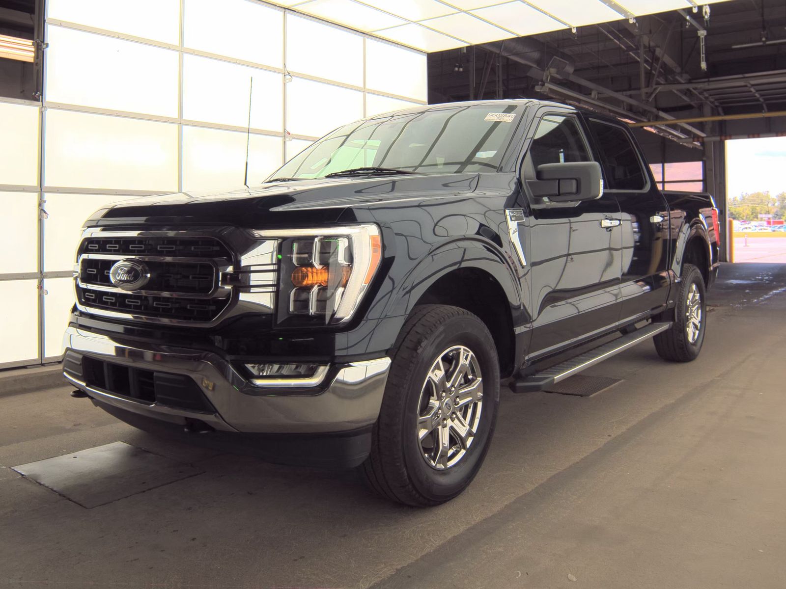 2023 Ford F-150 XLT AWD