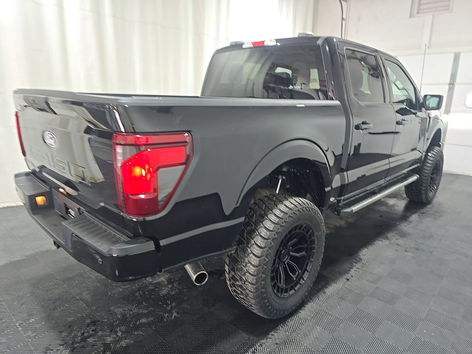 2025 Ford F-150 XLT AWD
