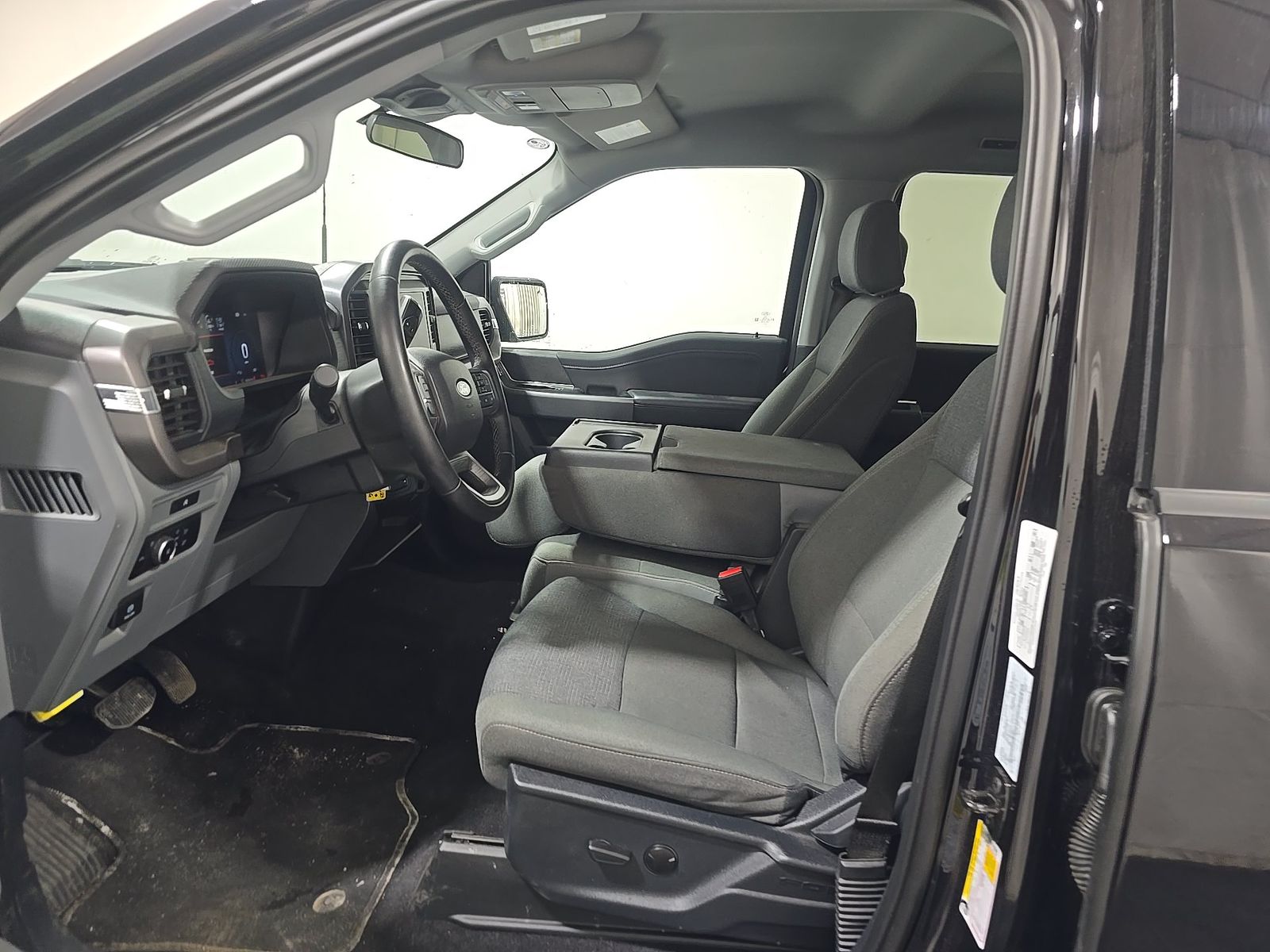 2025 Ford F-150 XLT AWD