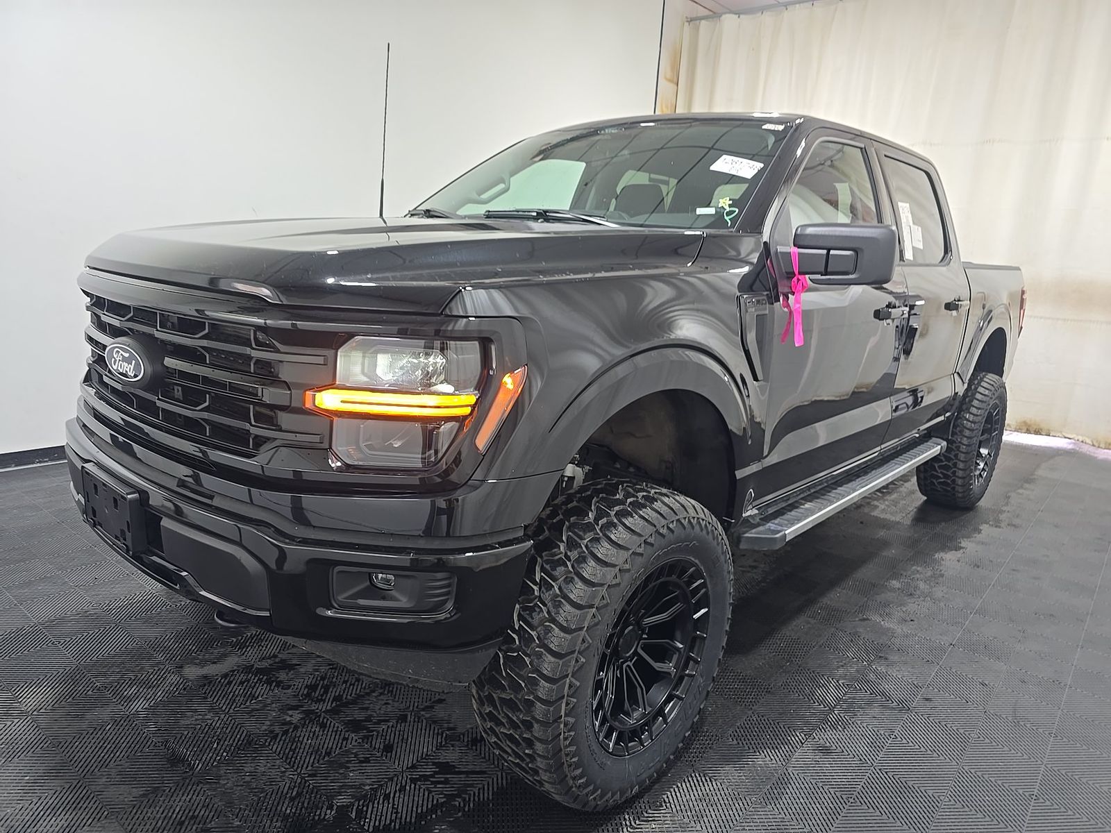 2025 Ford F-150 XLT AWD