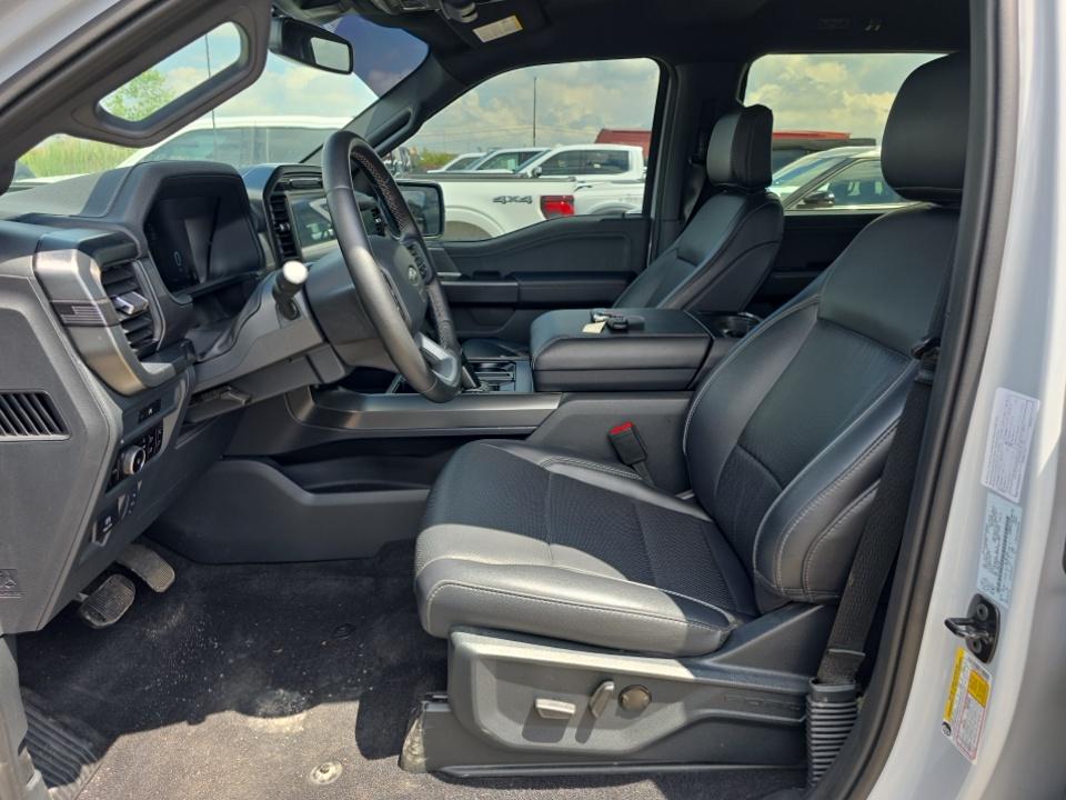 2025 Ford F-150 Lariat AWD