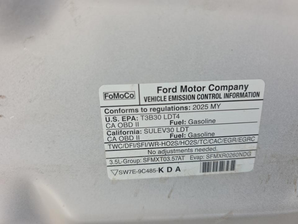 2025 Ford F-150 Lariat AWD