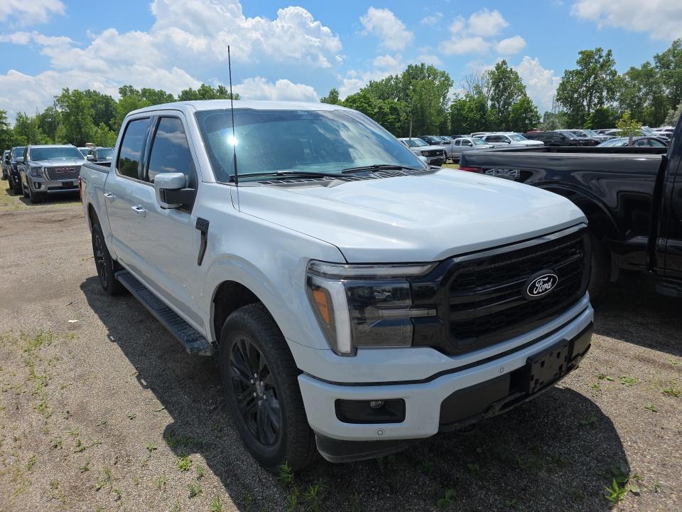 2025 Ford F-150 Lariat AWD