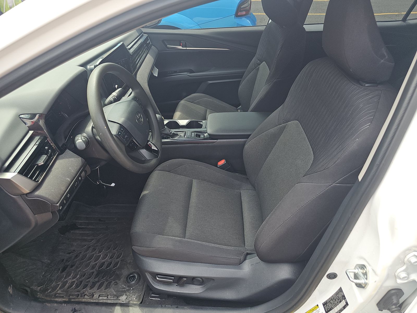 2025 Toyota Camry LE FWD