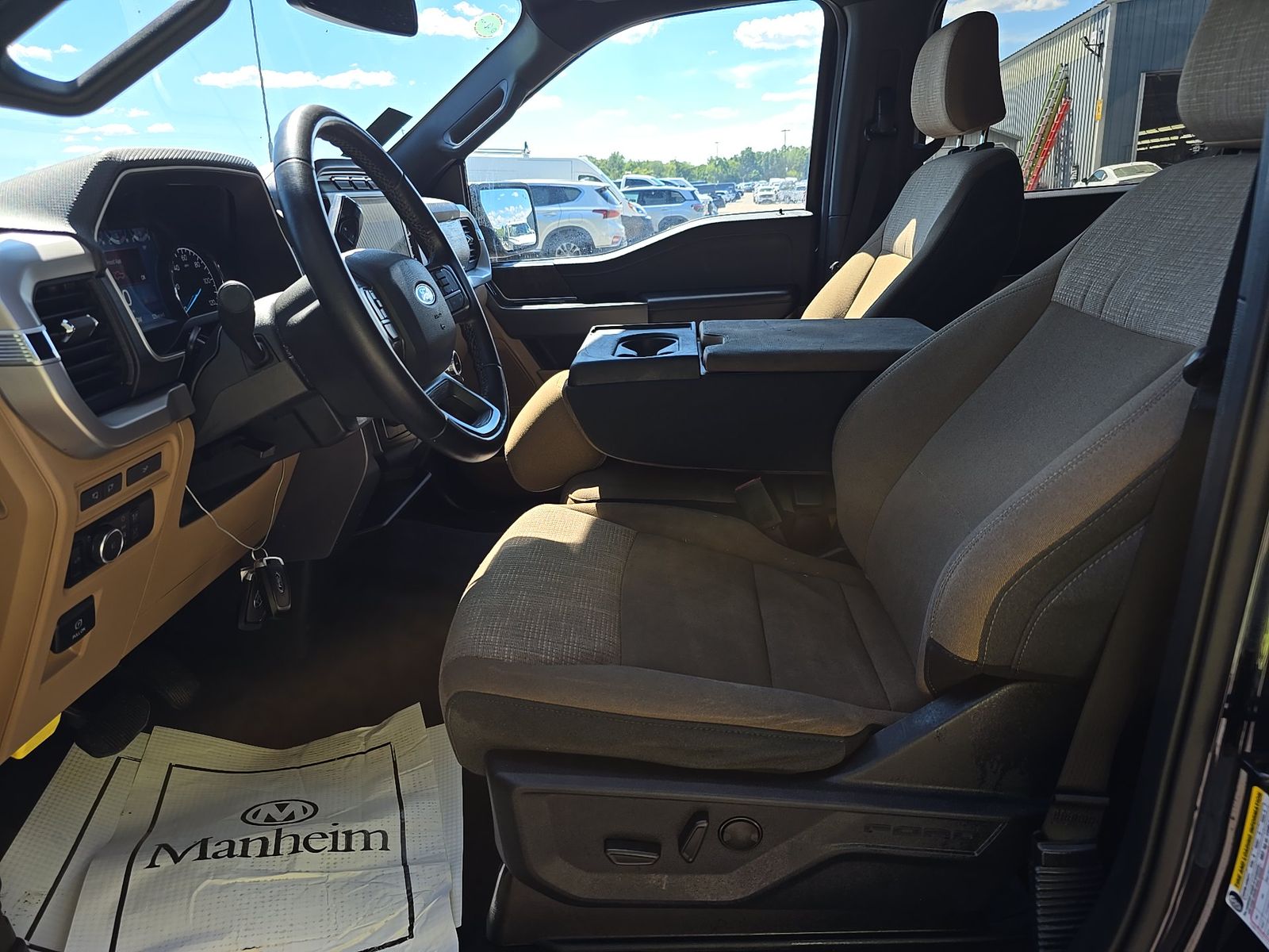 2023 Ford F-150 XLT AWD