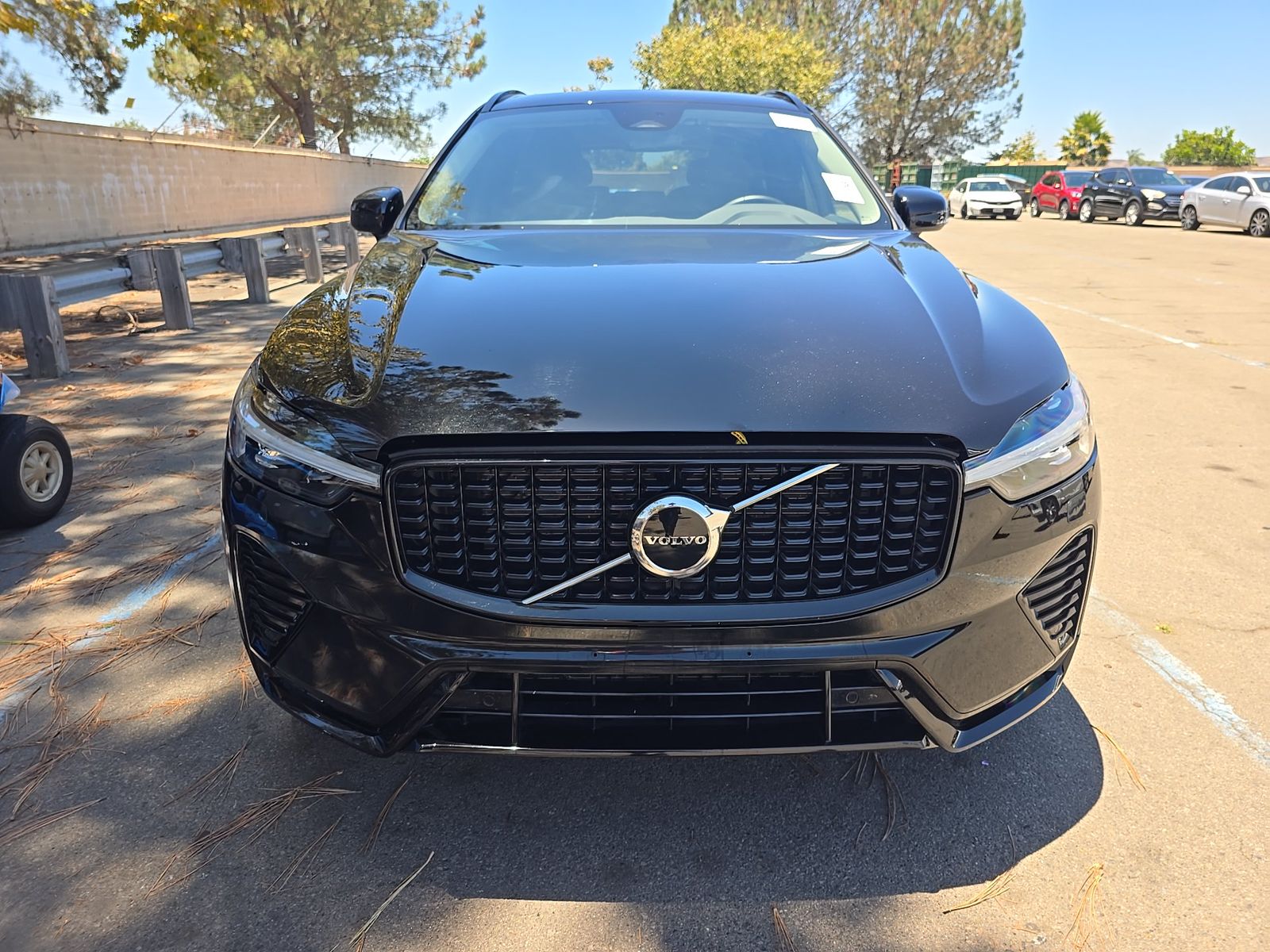 2025 Volvo XC60 B5 Core FWD