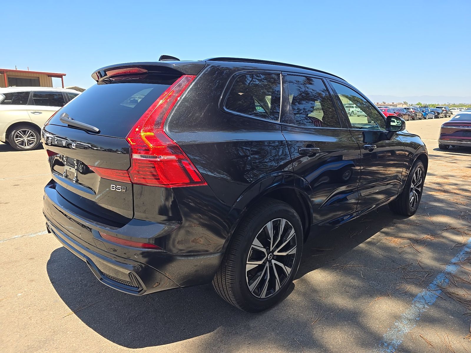 2025 Volvo XC60 B5 Core FWD