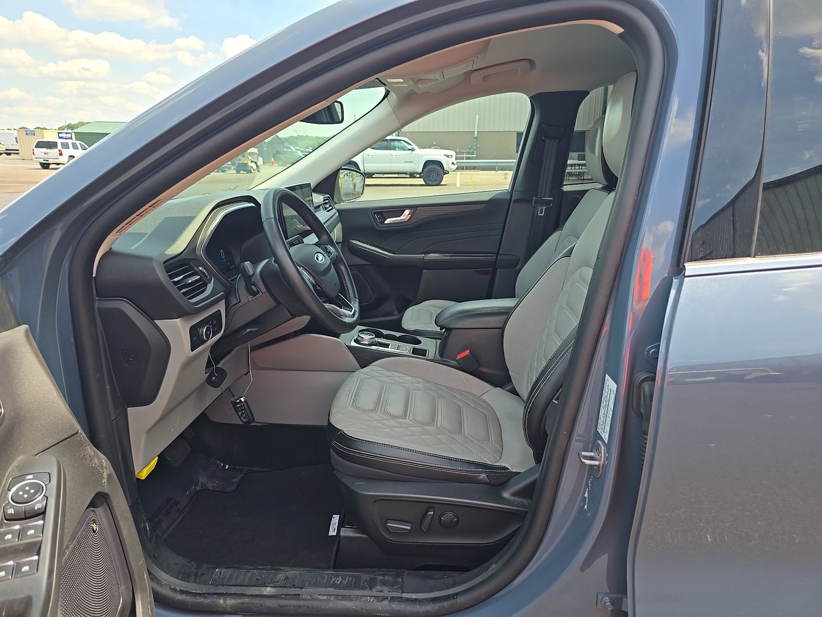 2023 Ford Escape Platinum AWD