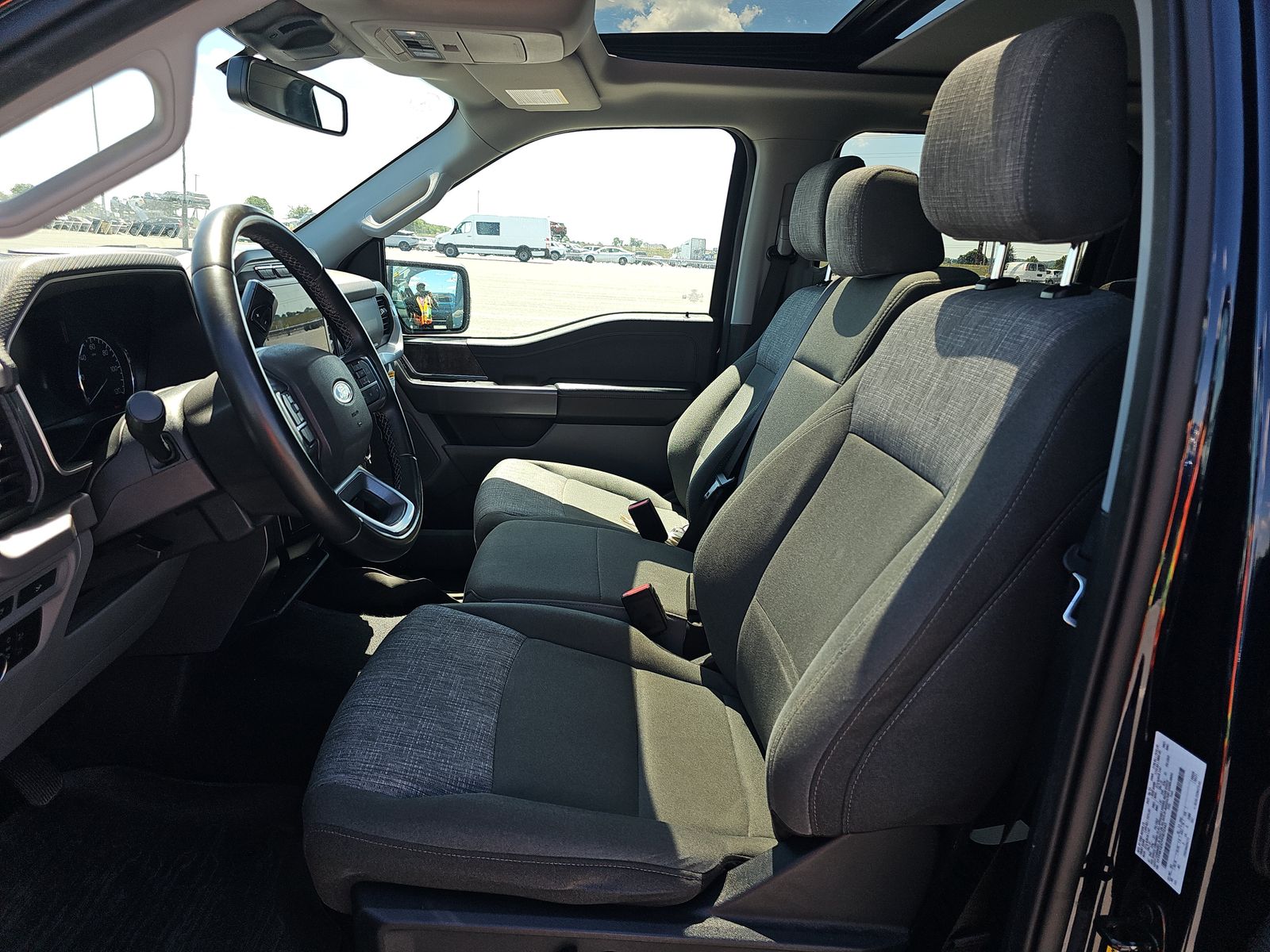2023 Ford F-150 XLT AWD