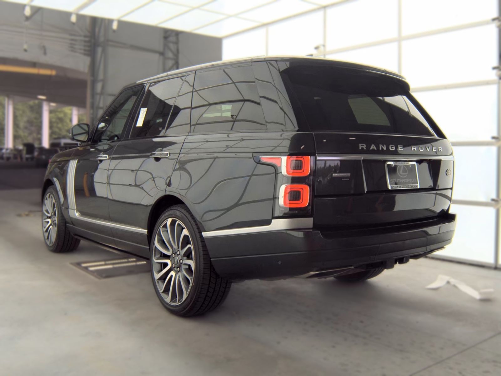 2021 Land Rover Range Rover Autobiography AWD