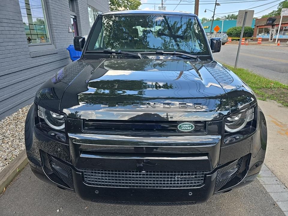2023 Land Rover Defender 130 X-Dynamic SE AWD