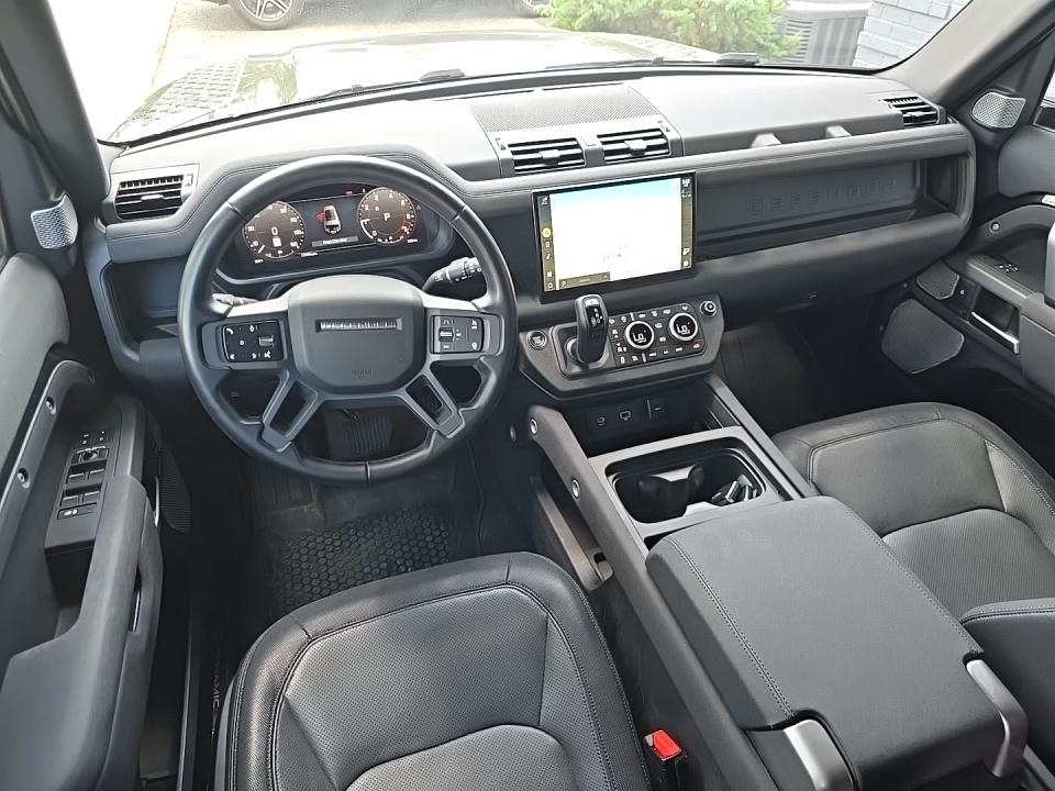 2023 Land Rover Defender 130 X-Dynamic SE AWD