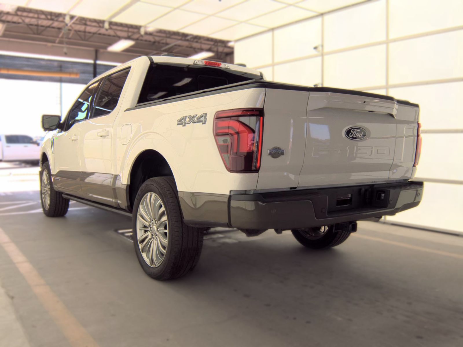 2025 Ford F-150 Hybrid King Ranch AWD