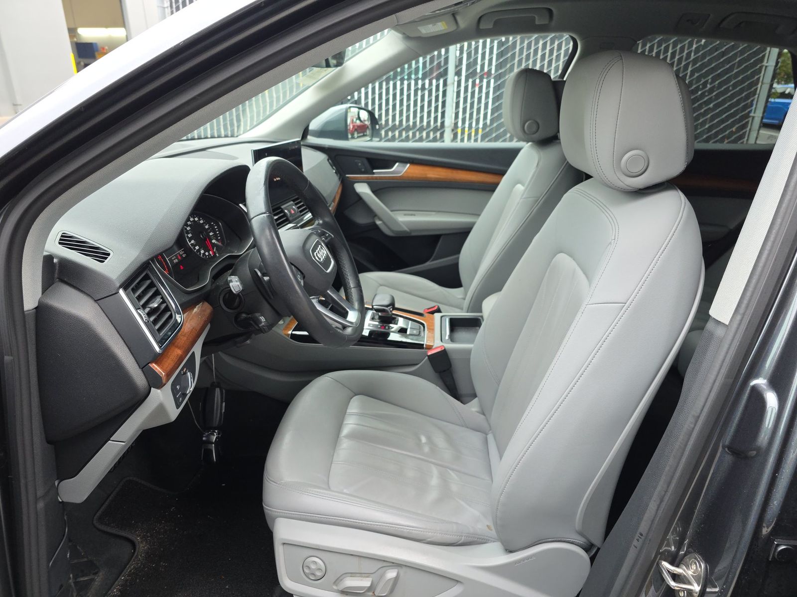 2022 Audi Q5 S line Premium AWD