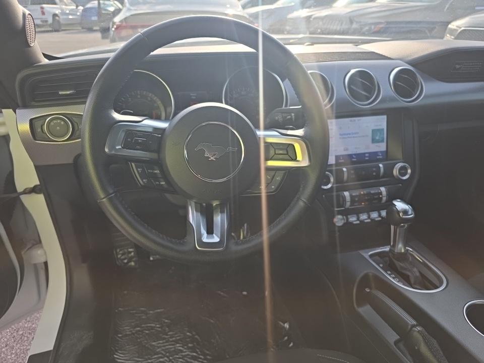 2020 Ford Mustang EcoBoost RWD