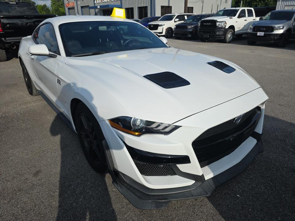 2020 Ford Mustang EcoBoost RWD