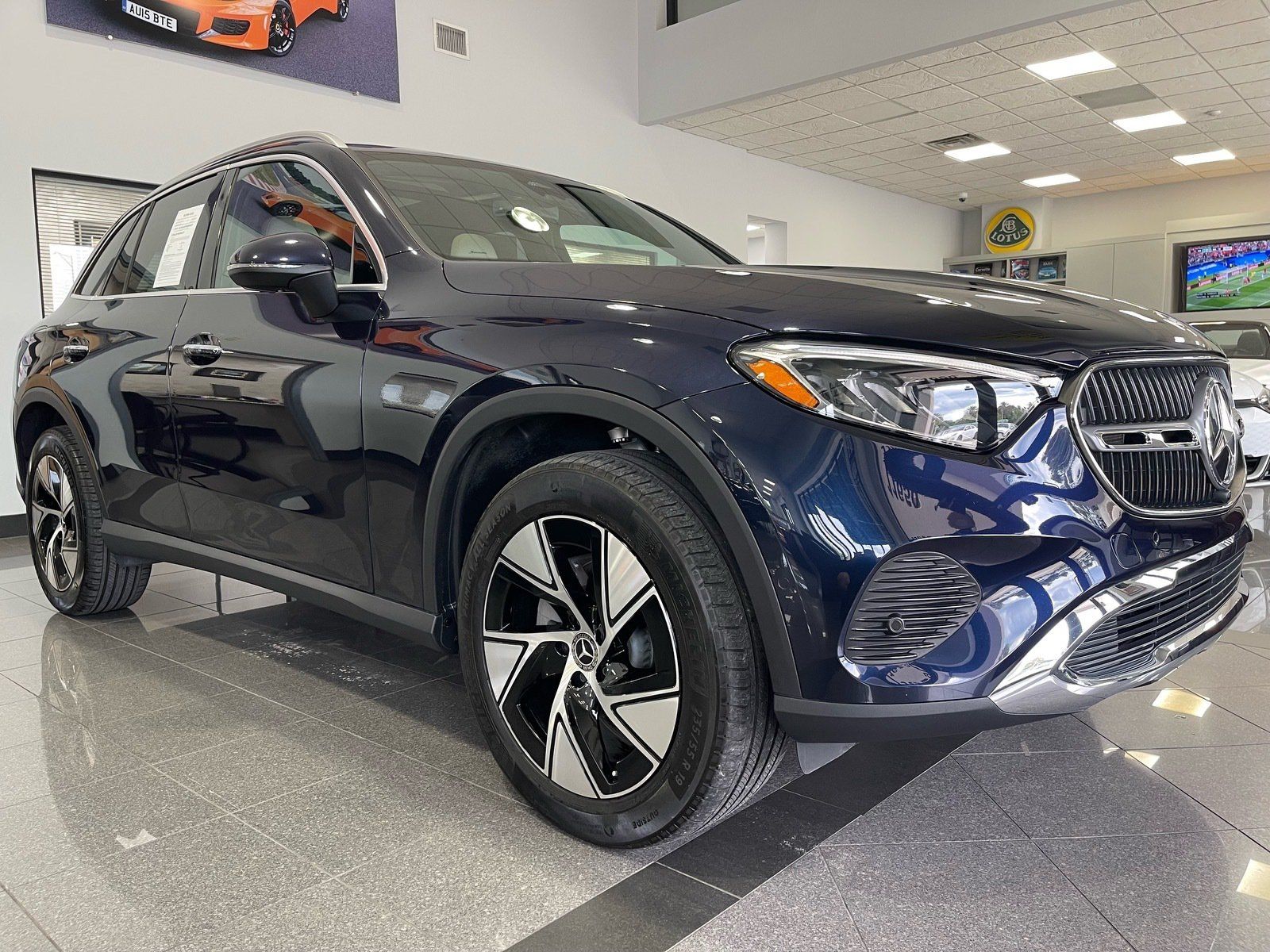 2024 Mercedes-Benz GLC GLC 300 AWD