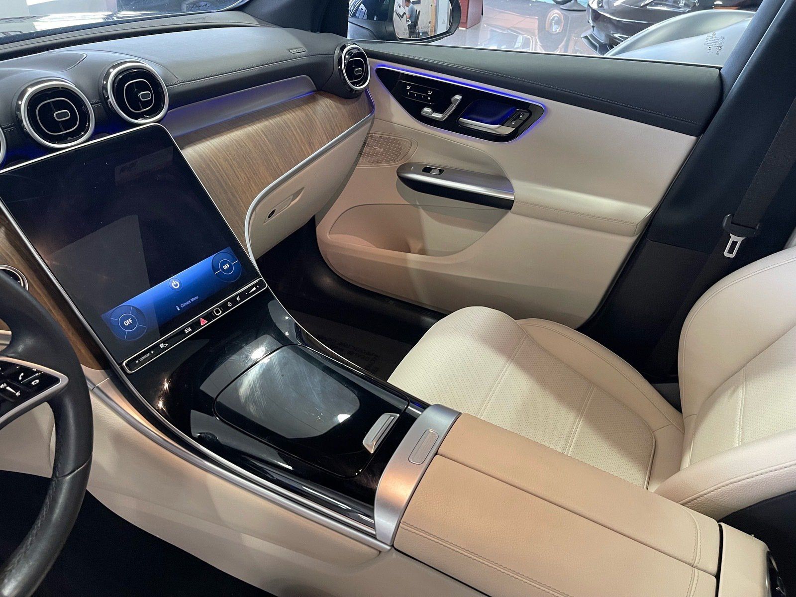 2024 Mercedes-Benz GLC GLC 300 AWD