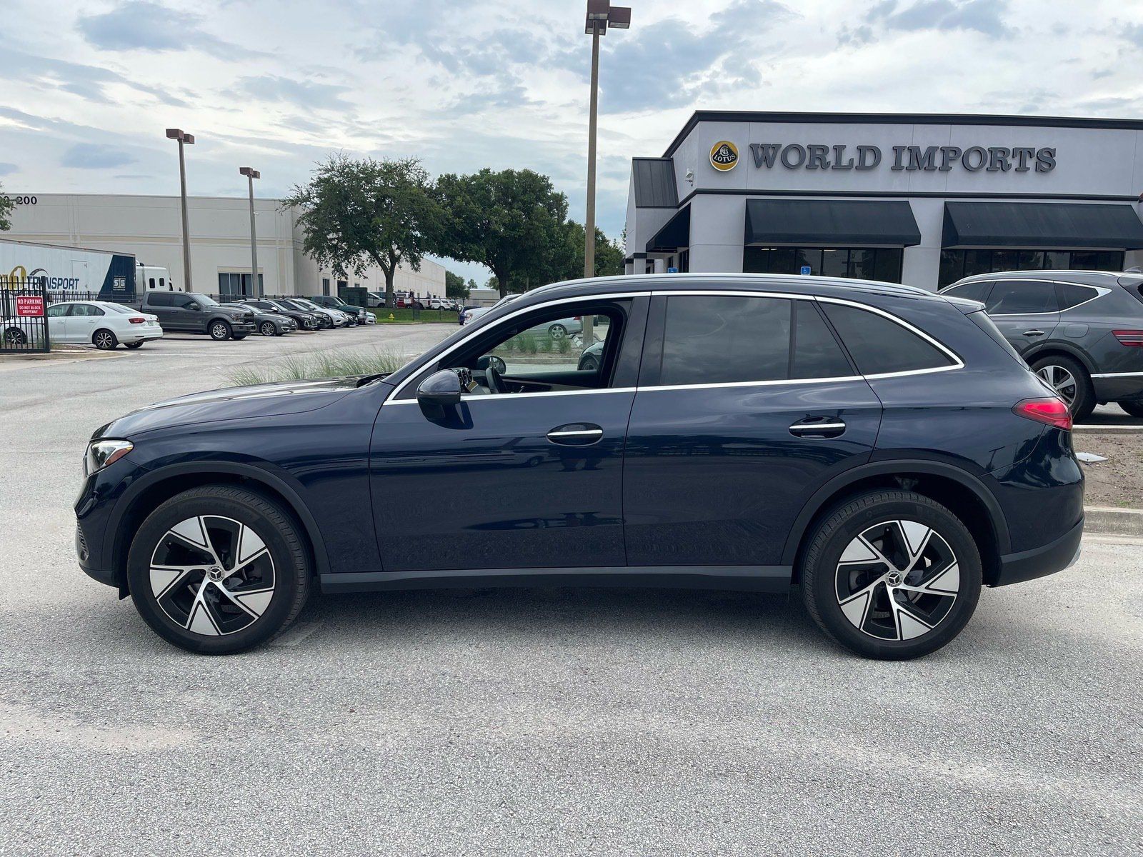 2024 Mercedes-Benz GLC GLC 300 AWD