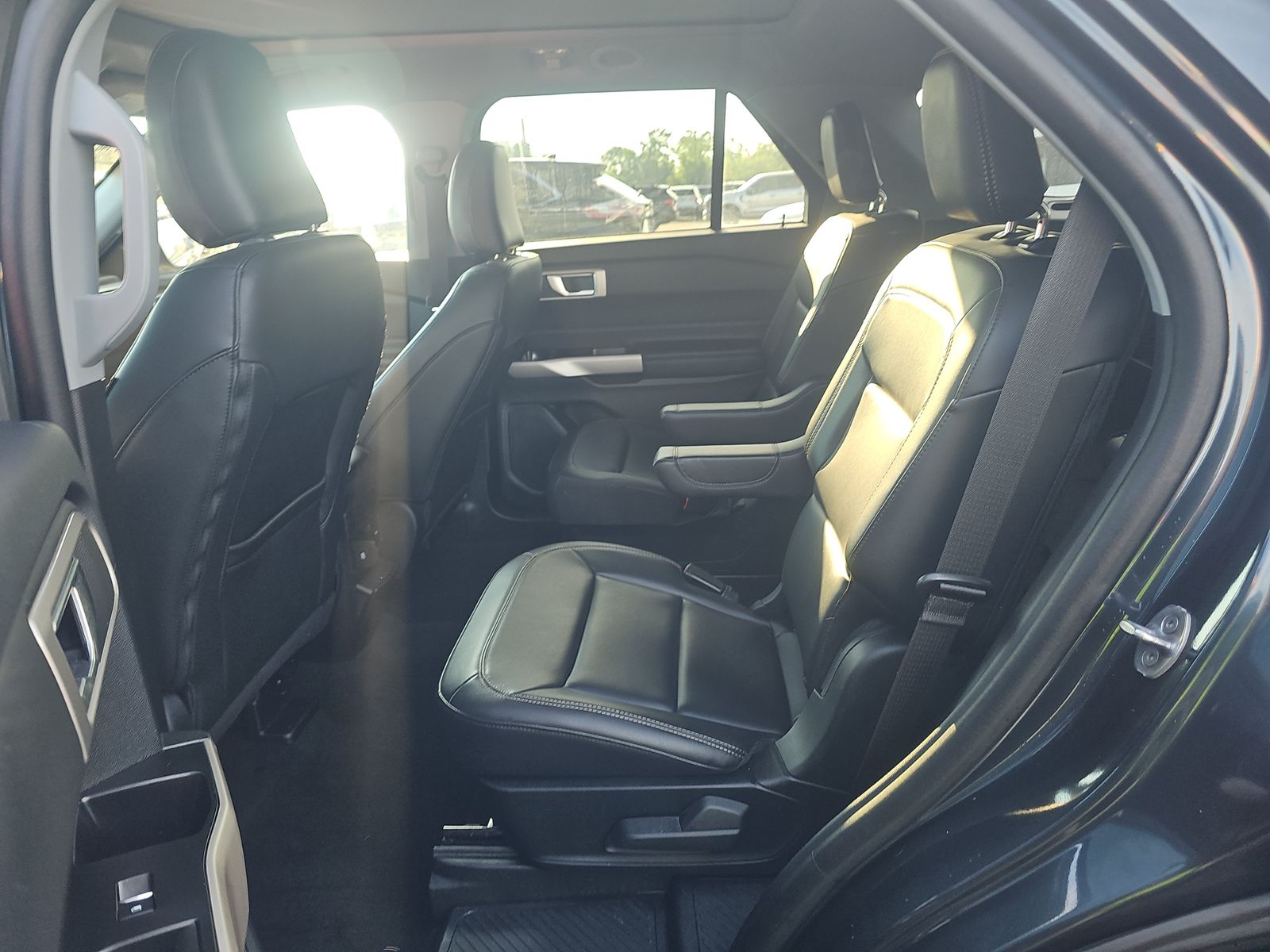 2023 Ford Explorer XLT AWD
