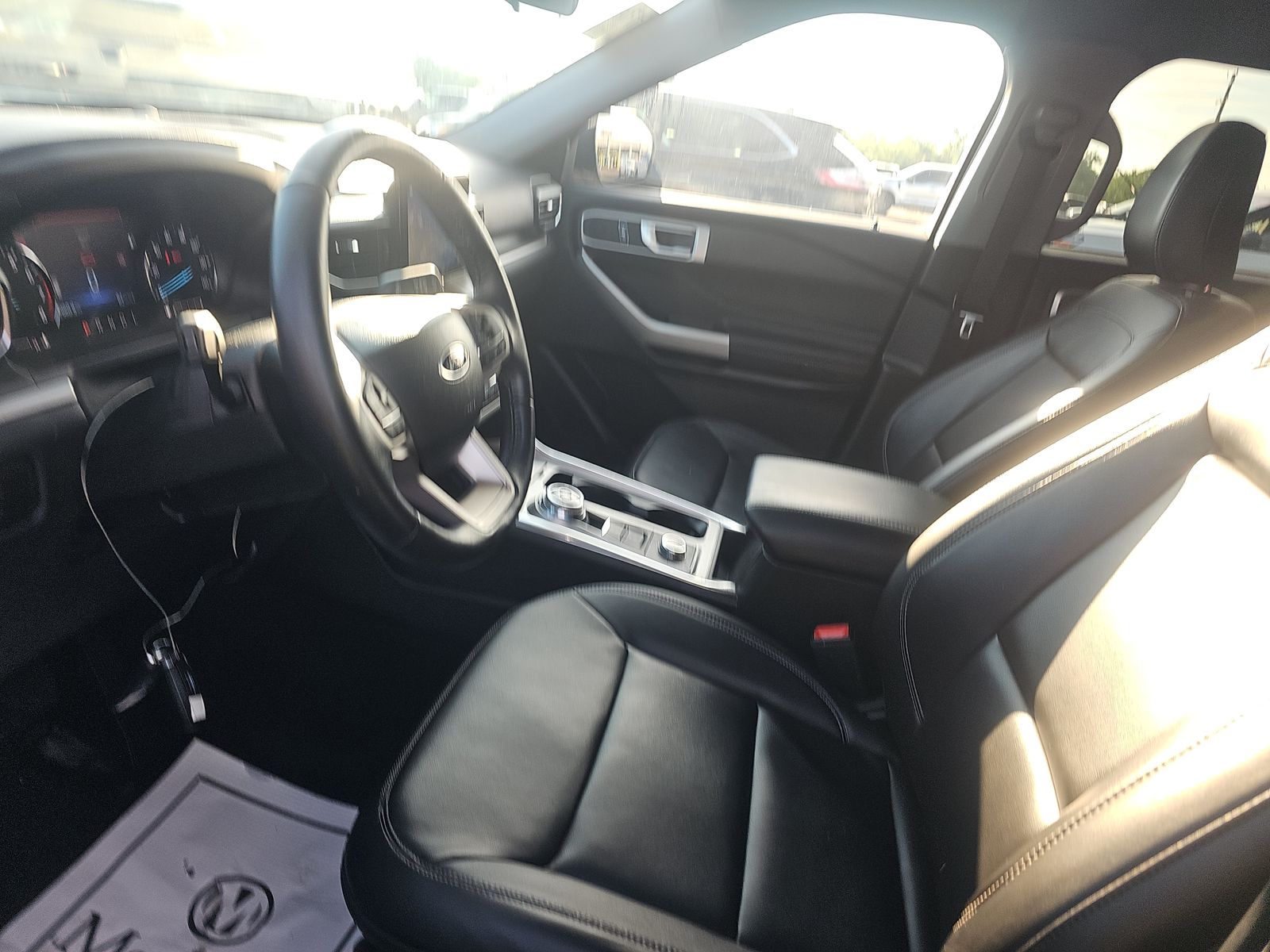 2023 Ford Explorer XLT AWD