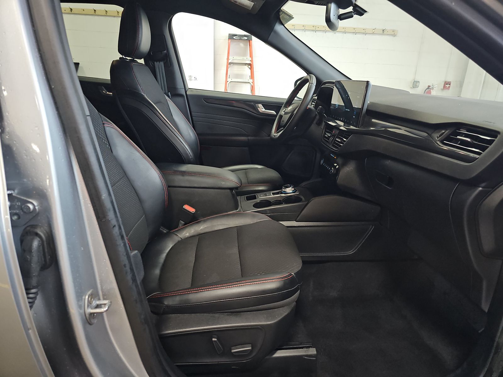 2023 Ford Escape ST-Line Elite AWD