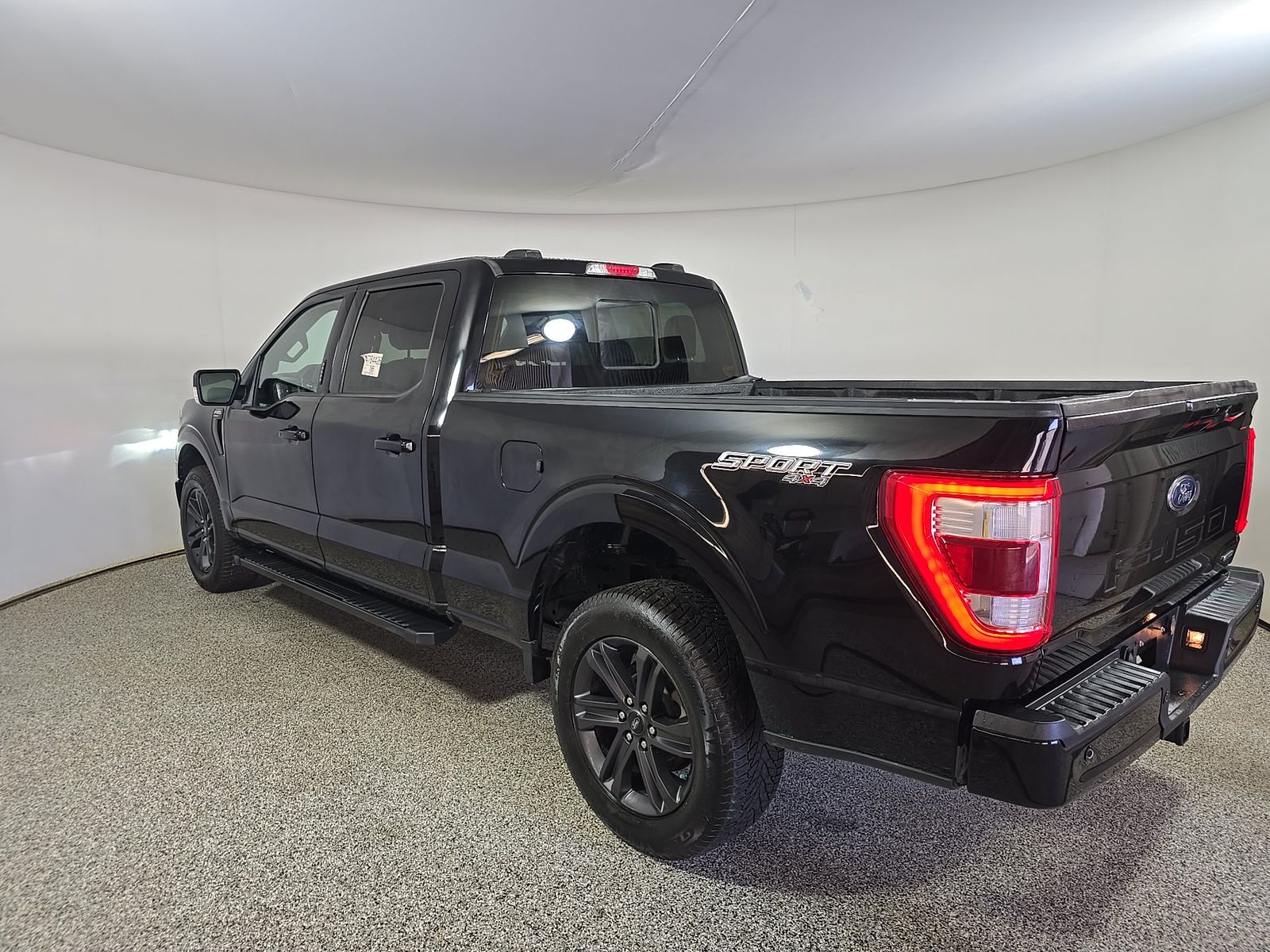 2023 Ford F-150 Lariat AWD