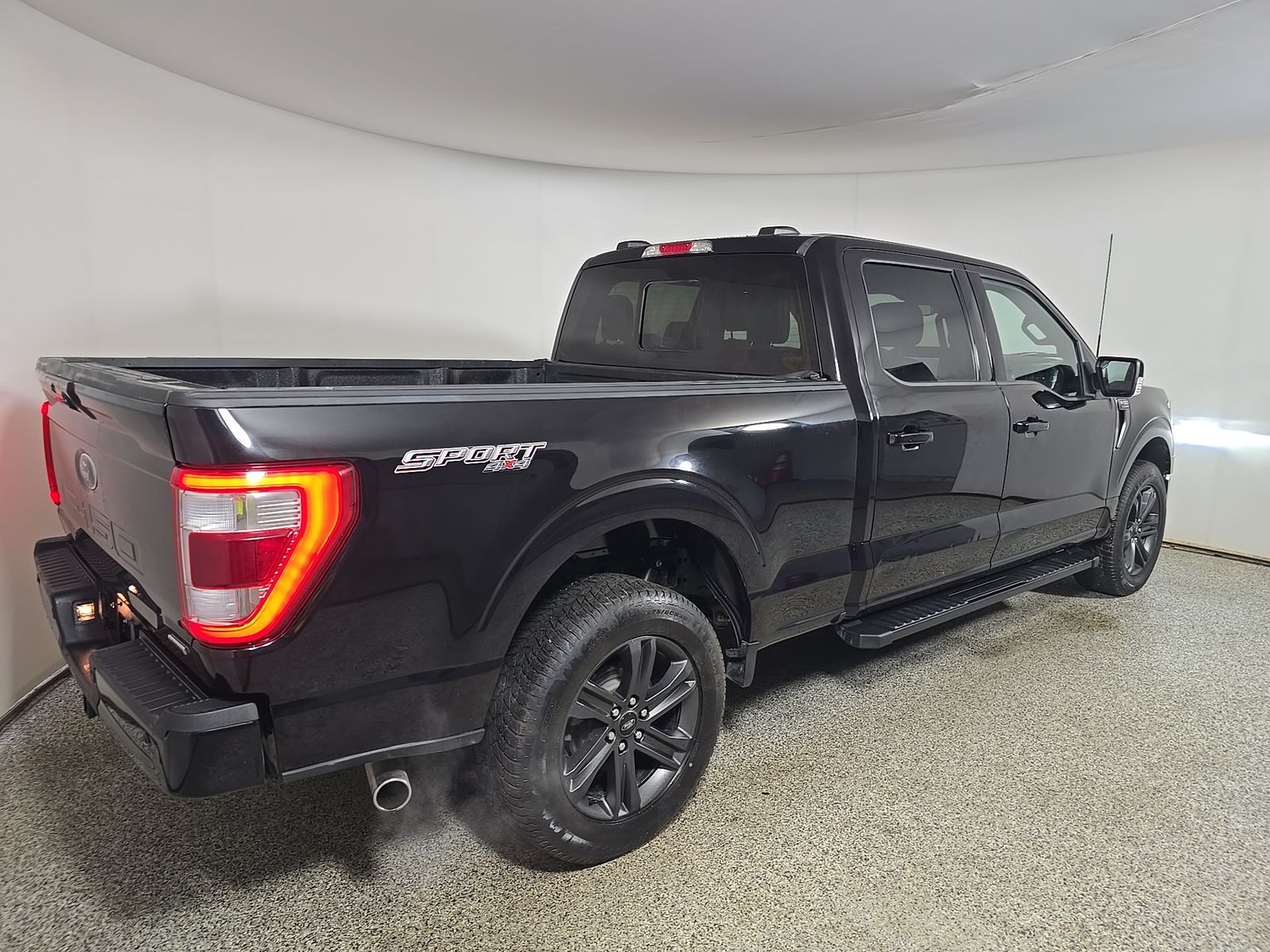 2023 Ford F-150 Lariat AWD