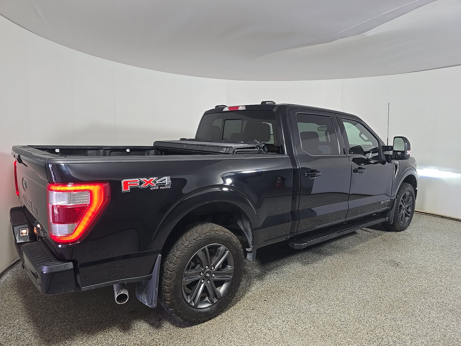 2023 Ford F-150 Hybrid Lariat AWD