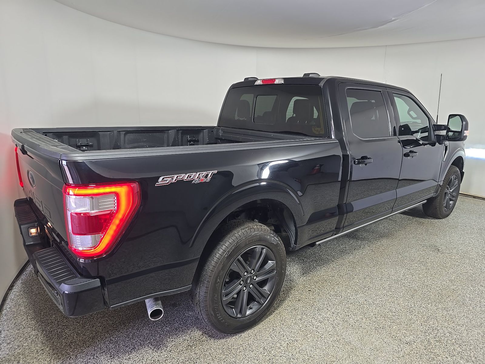 2023 Ford F-150 Lariat AWD