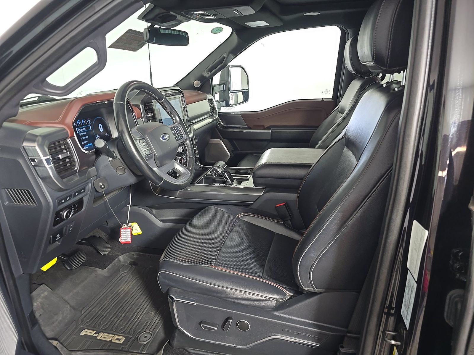 2023 Ford F-150 Lariat AWD