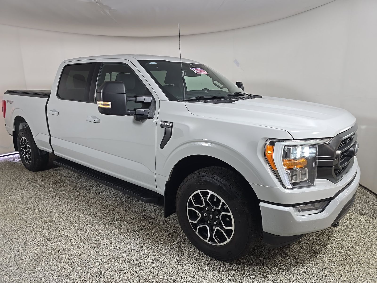 2023 Ford F-150 XLT AWD