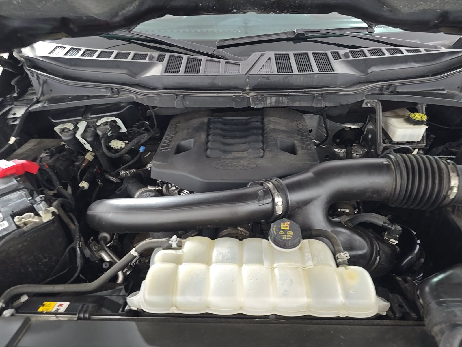 2023 Ford F-150 Lariat AWD