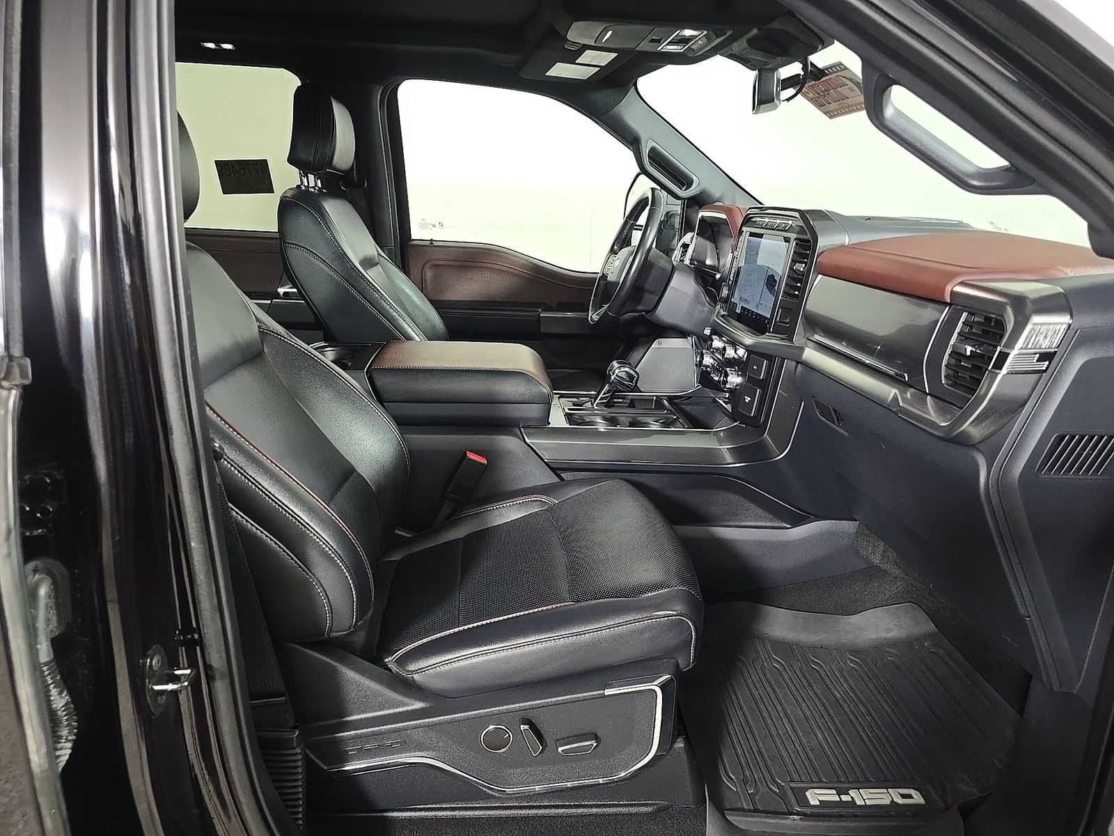 2023 Ford F-150 Lariat AWD