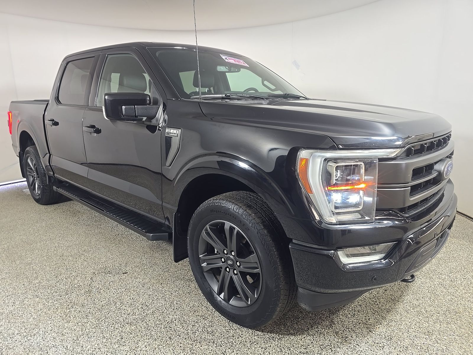 2023 Ford F-150 Lariat AWD