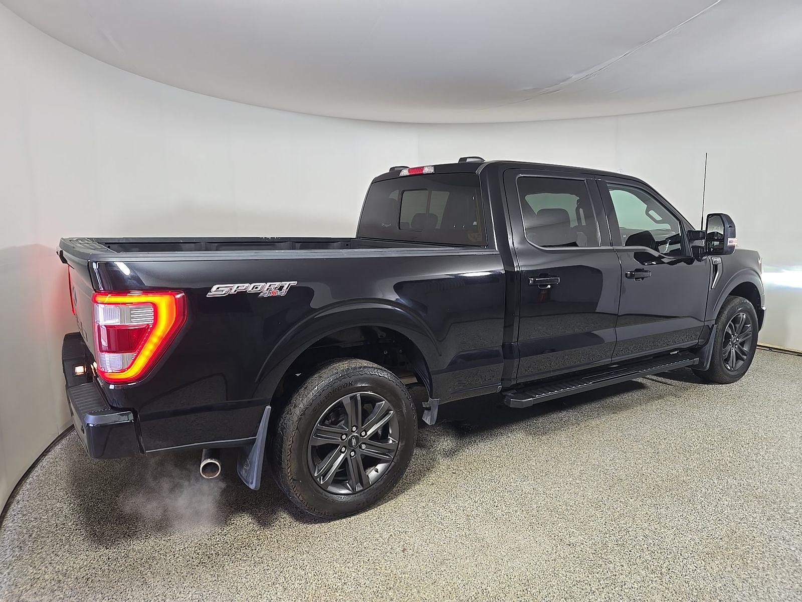 2023 Ford F-150 Lariat AWD