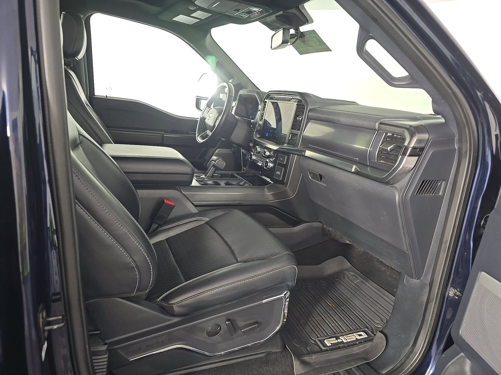 2024 Ford F-150 Lariat AWD