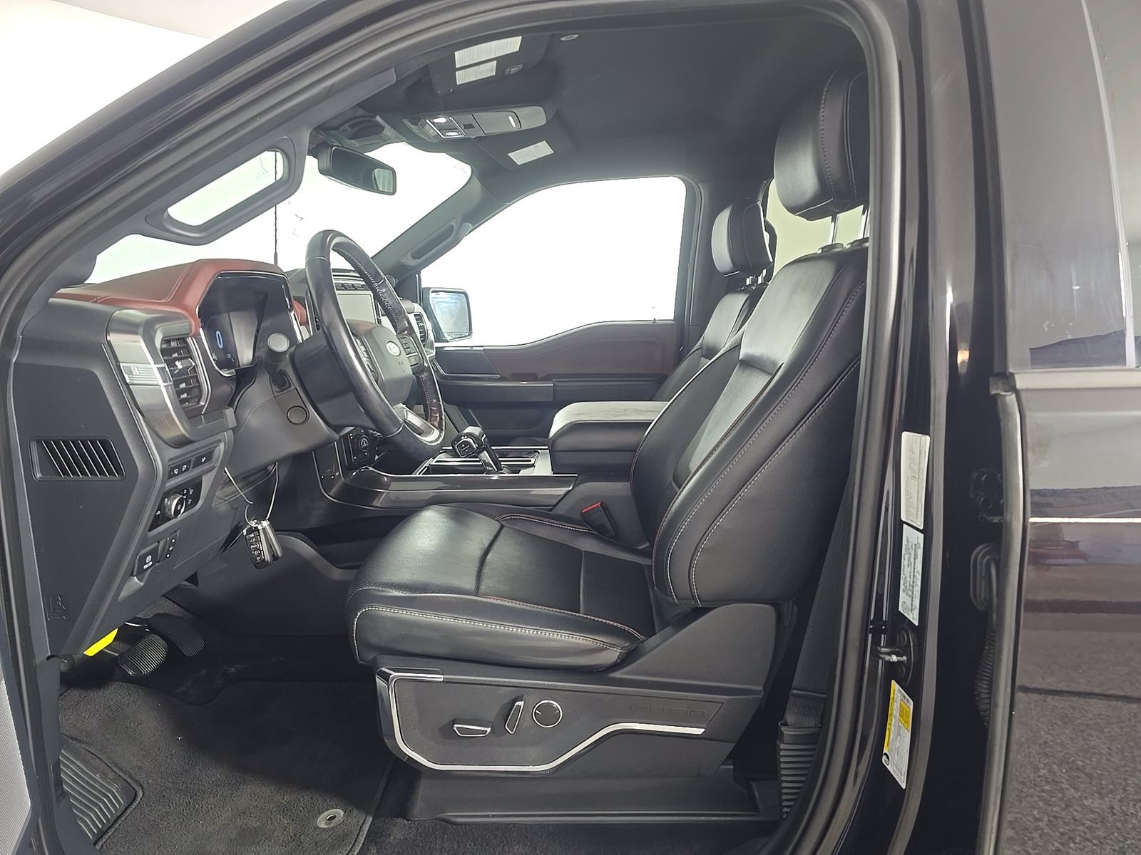 2023 Ford F-150 Lariat AWD