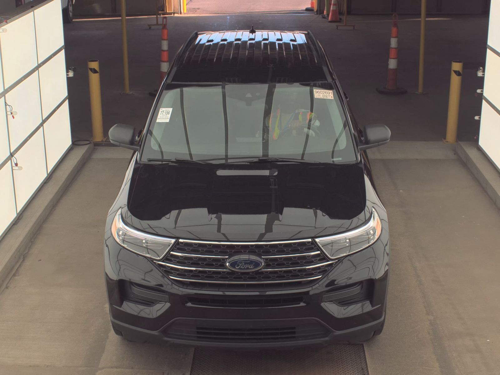 2023 Ford Explorer XLT AWD
