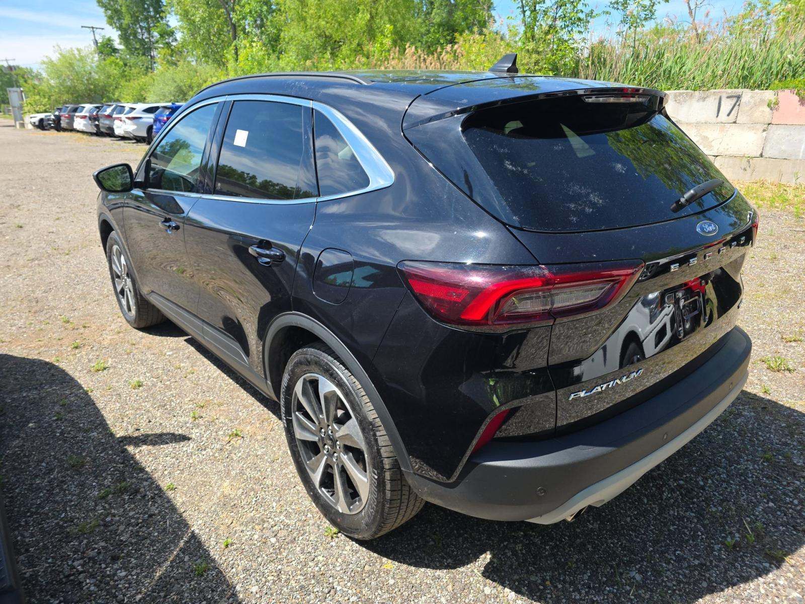 2025 Ford Escape Platinum AWD