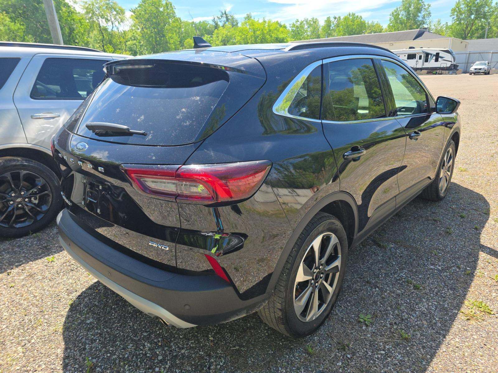 2025 Ford Escape Platinum AWD