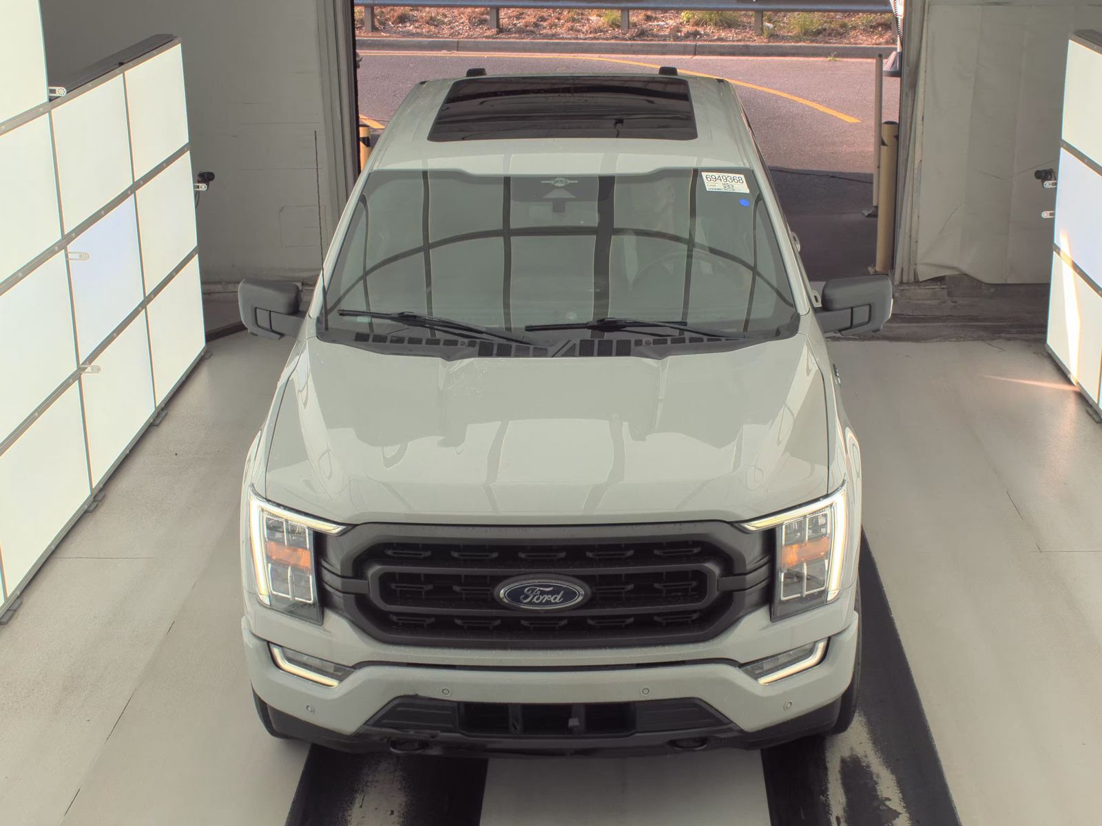 2023 Ford F-150 Hybrid XLT AWD