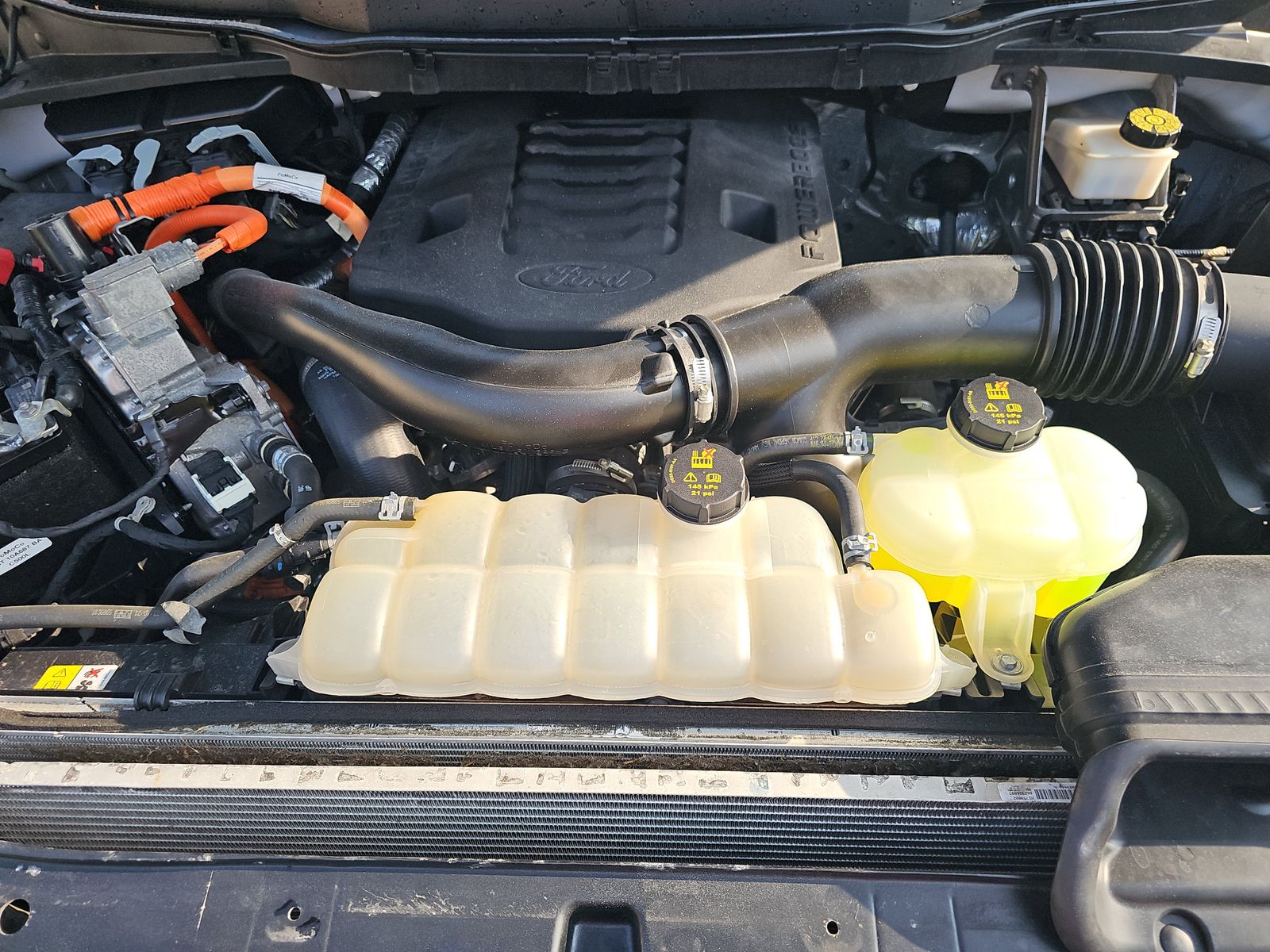 2023 Ford F-150 Hybrid XLT AWD