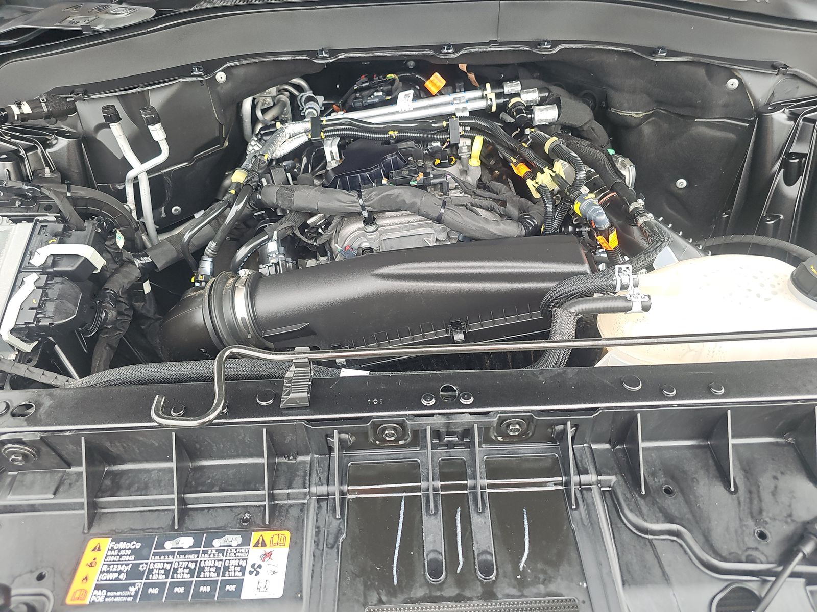 2025 Ford Explorer Active AWD