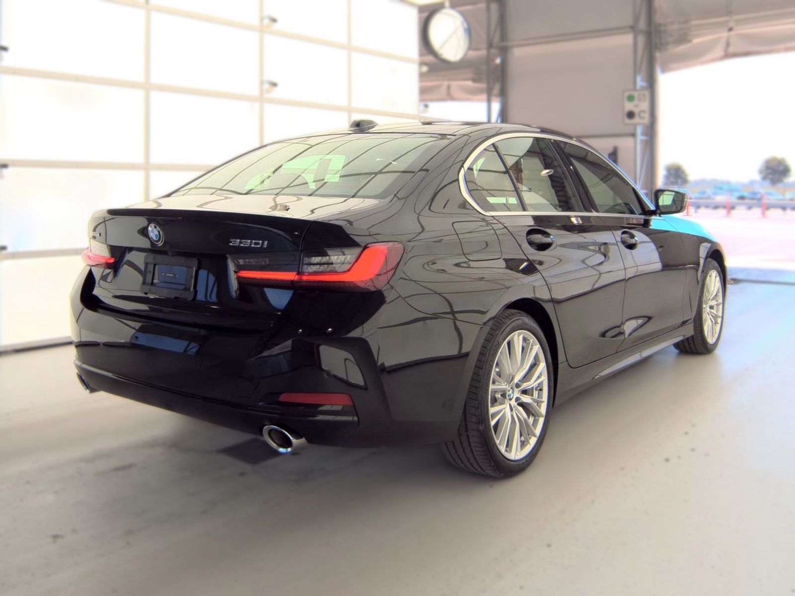 2024 BMW 3 Series 330i xDrive AWD