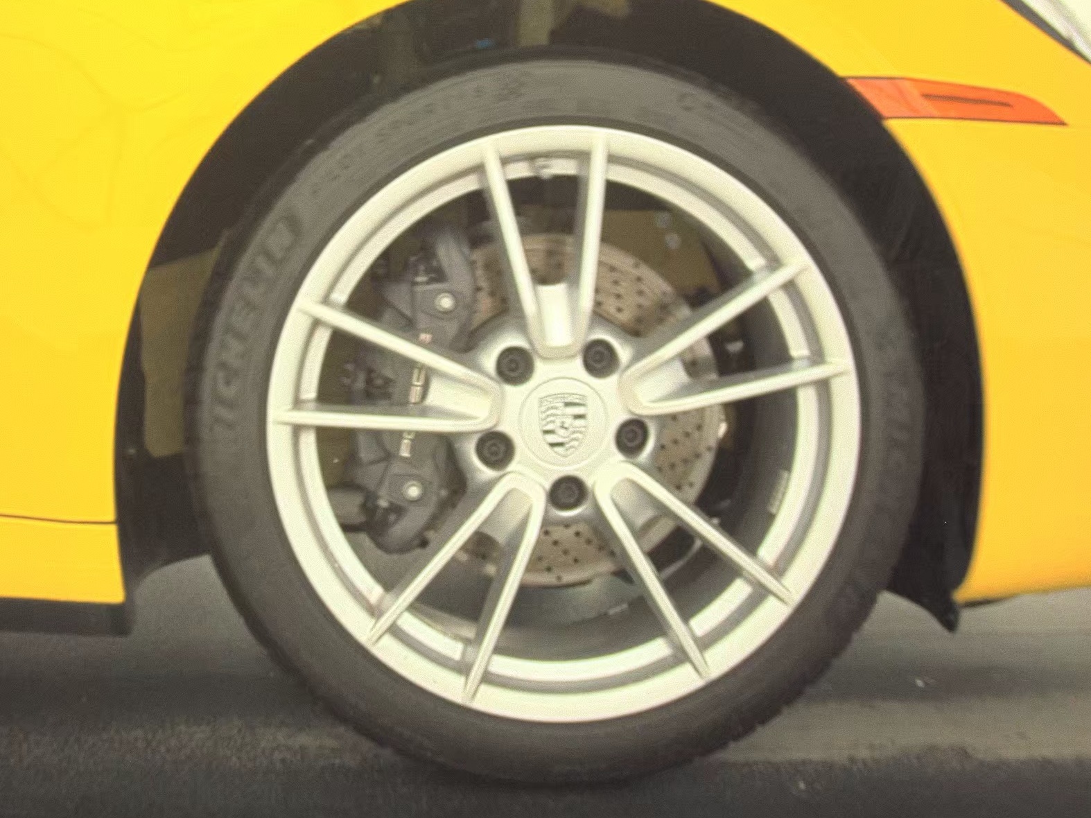 2023 Porsche 911 Carrera RWD