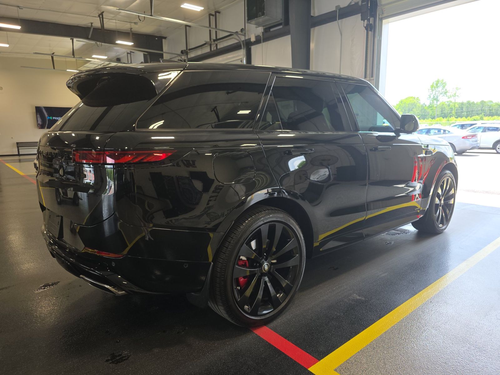 2025 Land Rover Range Rover Sport Plug-In Hybrid Autobiography AWD