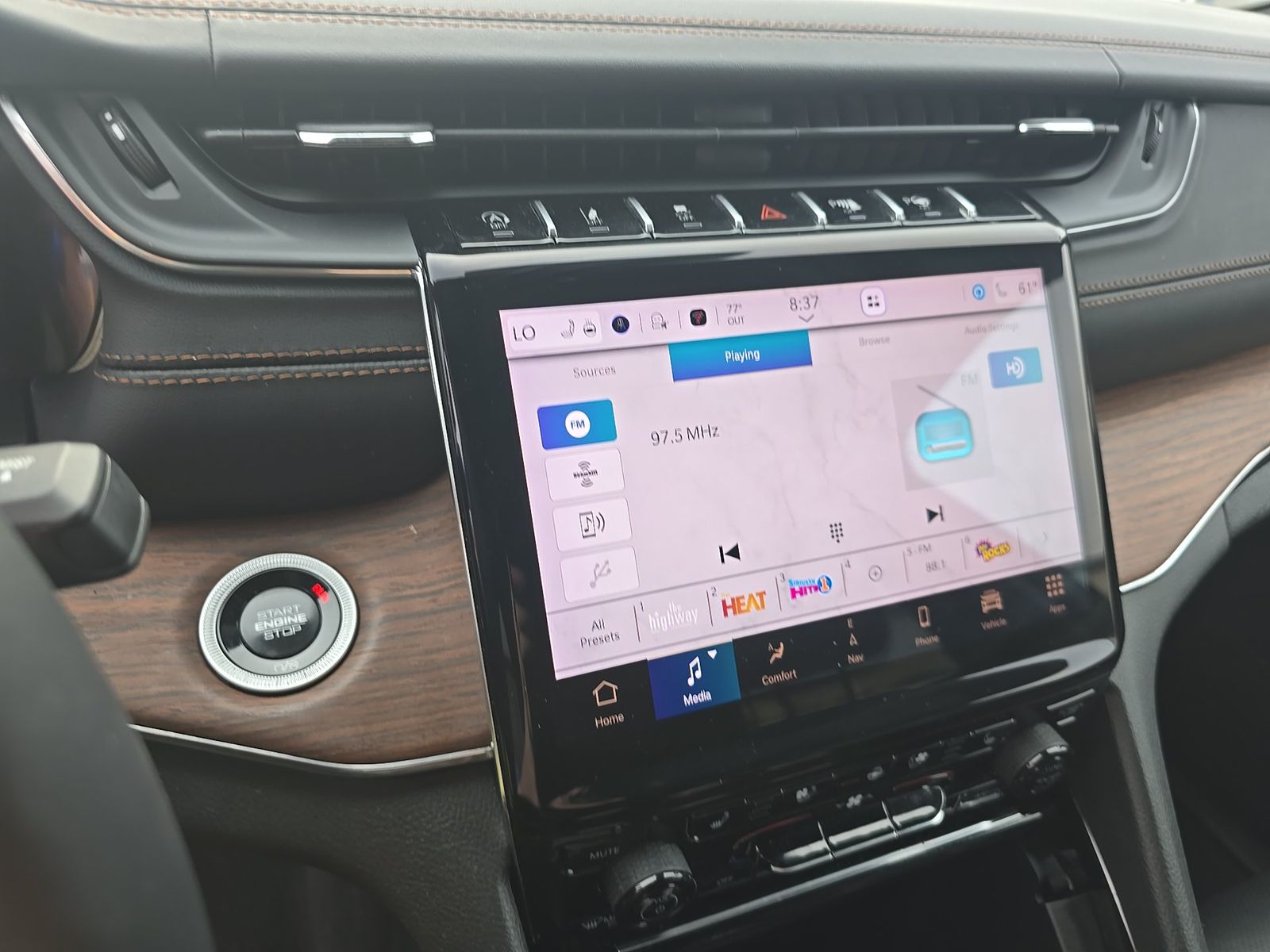 2025 Jeep Grand Cherokee Summit AWD